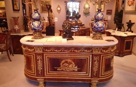 Meubles anciens et de style
